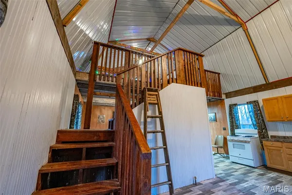 $339,000 | 498 Panama Avenue, Sorento, IL 62086