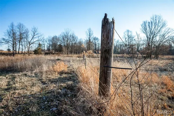 $339,000 | 498 Panama Avenue, Sorento, IL 62086