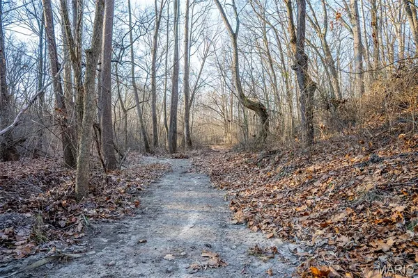 $339,000 | 498 Panama Avenue, Sorento, IL 62086