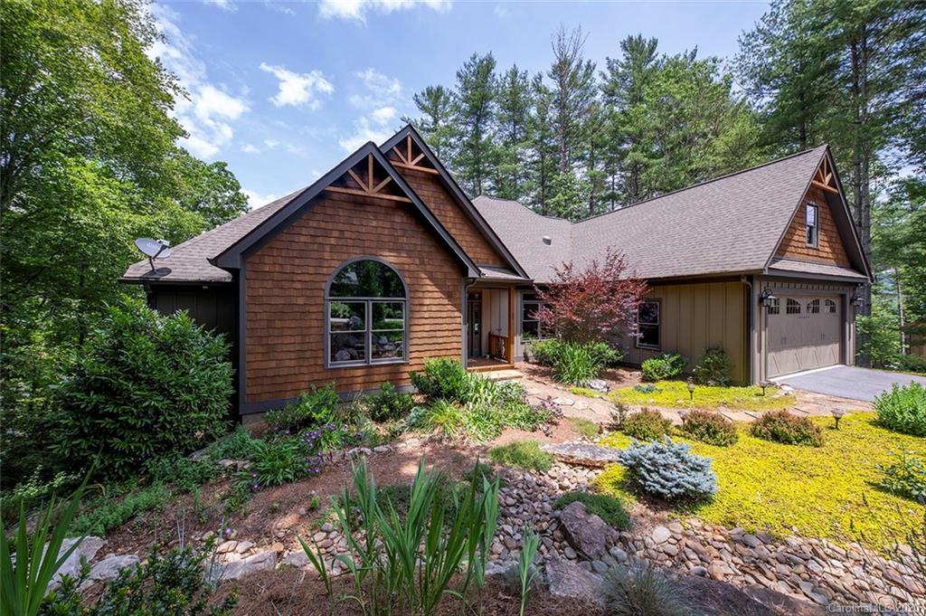 98 Newcastle Road Brevard, NC 28712 - Photo 2 of 26 Gallery Image 2