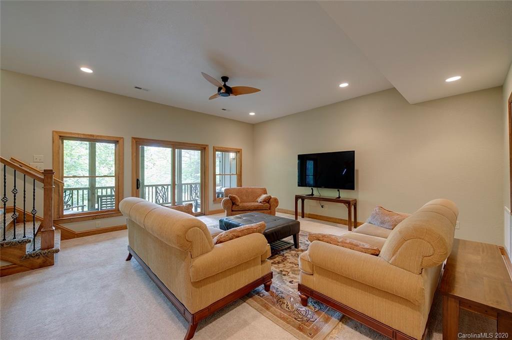 98 Newcastle Road Brevard, NC 28712 - Photo 19 of 26 Gallery Image 19
