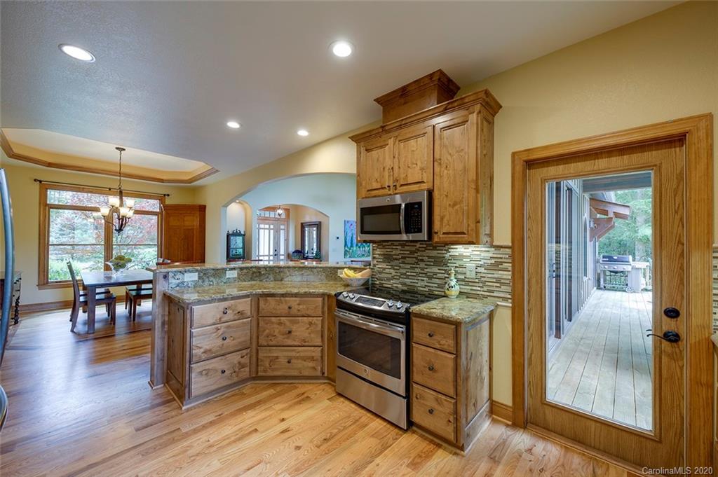 98 Newcastle Road Brevard, NC 28712 - Photo 9 of 26 Gallery Image 9