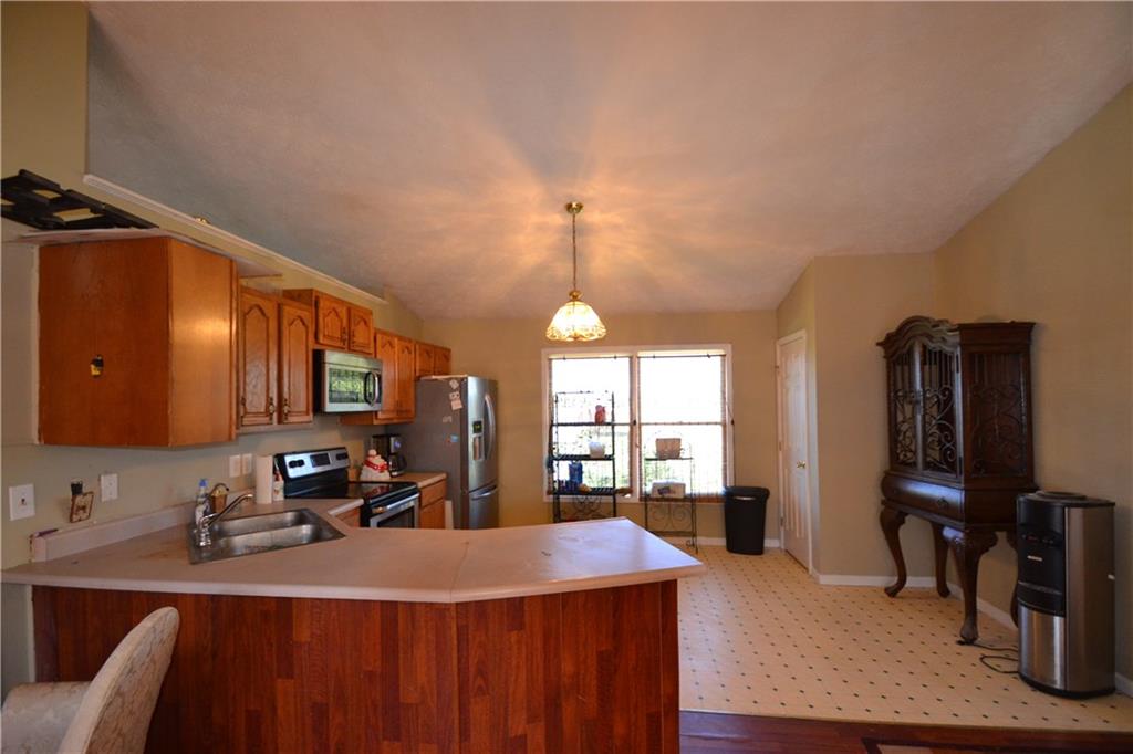 1397 East New Road Greenfield, IN 46140 - Photo 3 of 18 Gallery Image 3