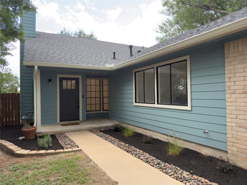 818 Russet Valley Drive Cedar Park, TX 78613 - Photo 14 of 17 a front view of a house