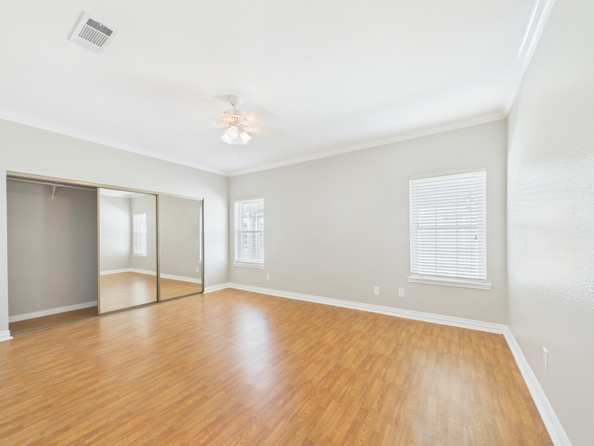 4001 Tanglewilde Street, Unit 709 Houston, TX 77063 - Photo 17 of 23 Bright secondary bedroom with versatile layout