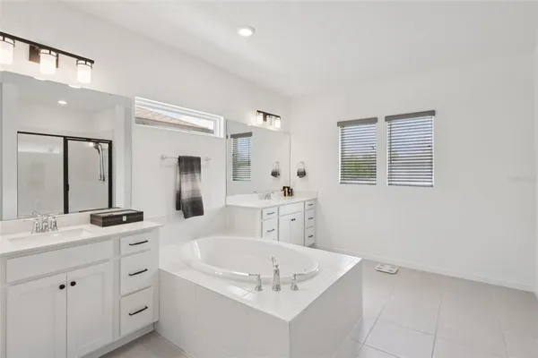 $850,000 | 11473 Owasee Trail Place, Riverview, FL 33569