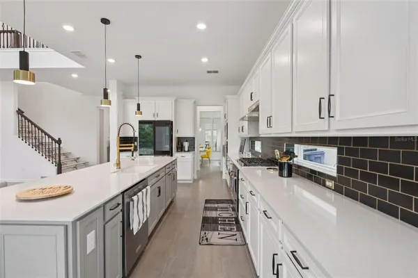 $850,000 | 11473 Owasee Trail Place, Riverview, FL 33569