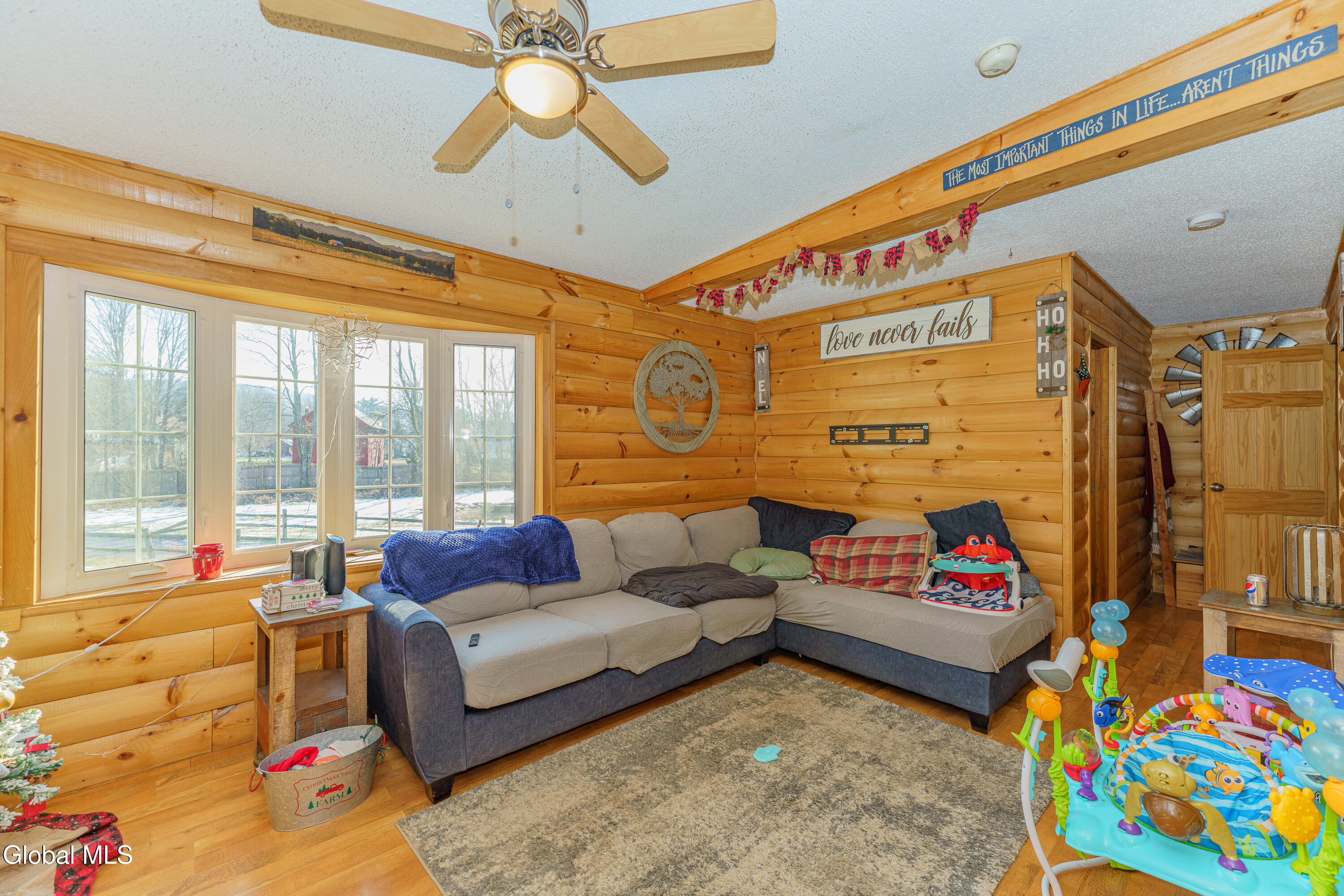 10 Spring Valley Lane Cambridge, NY 12816 - Photo 13 of 43 1Living 1