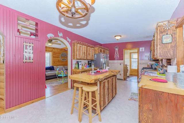 $330,000 | 10 Spring Valley Lane, Cambridge, NY 12816