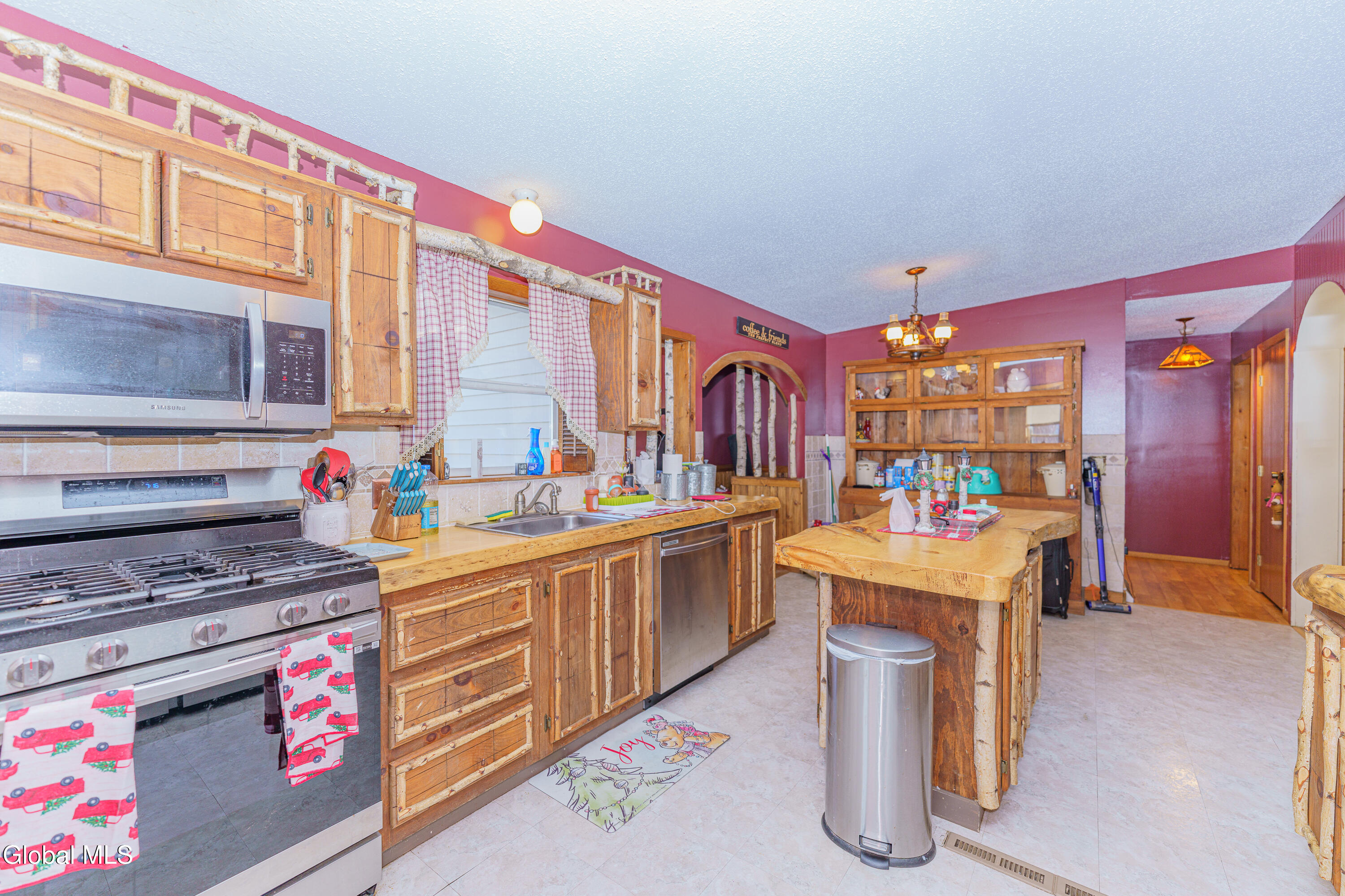 10 Spring Valley Lane Cambridge, NY 12816 - Photo 20 of 43 2Kitchen 4