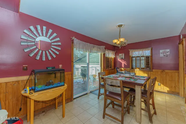 $330,000 | 10 Spring Valley Lane, Cambridge, NY 12816