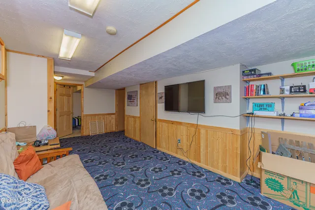 $330,000 | 10 Spring Valley Lane, Cambridge, NY 12816