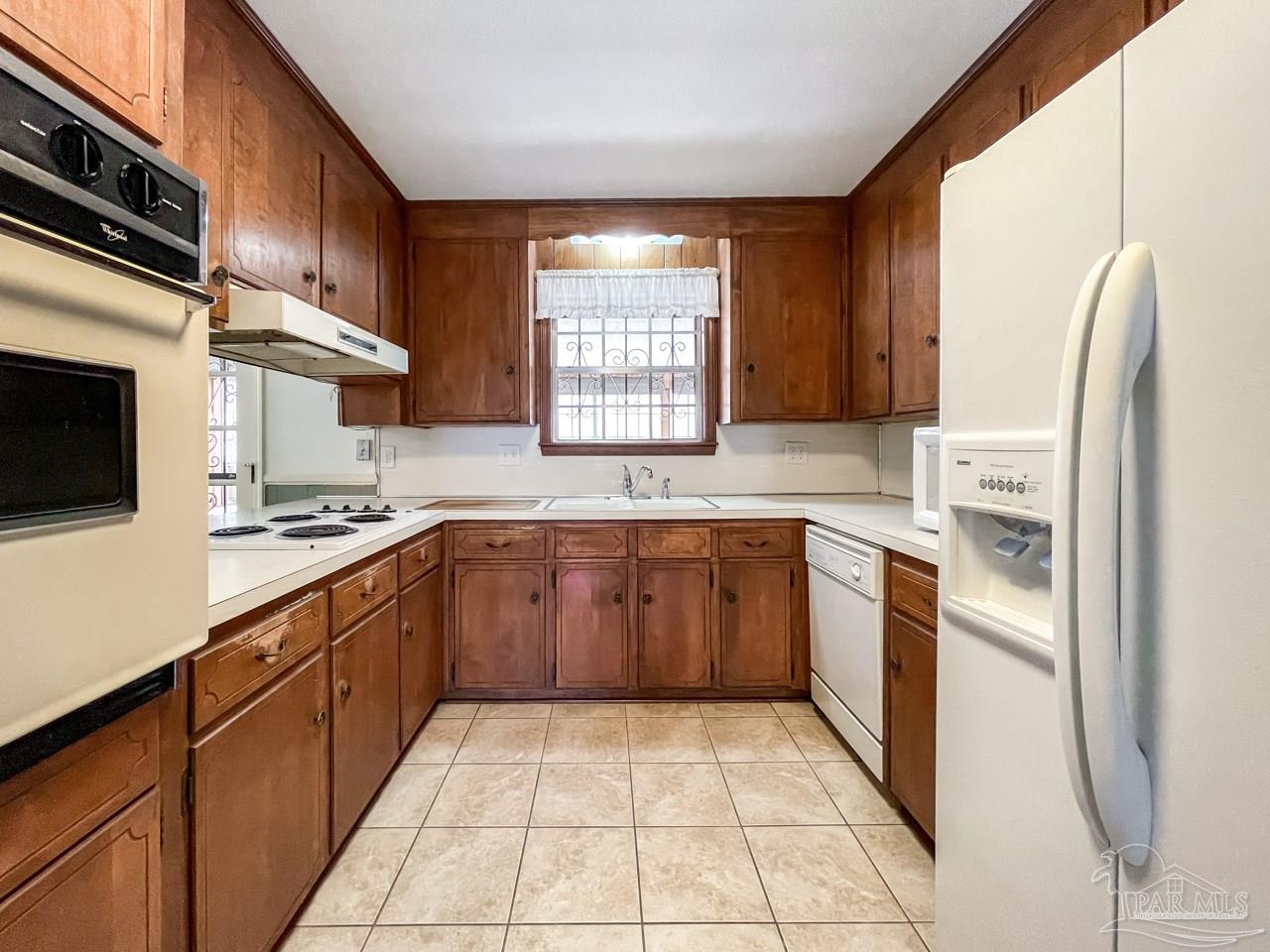 7689 Templeton Road Pensacola, FL 32506 - Photo 18 of 50 Gallery Image 18