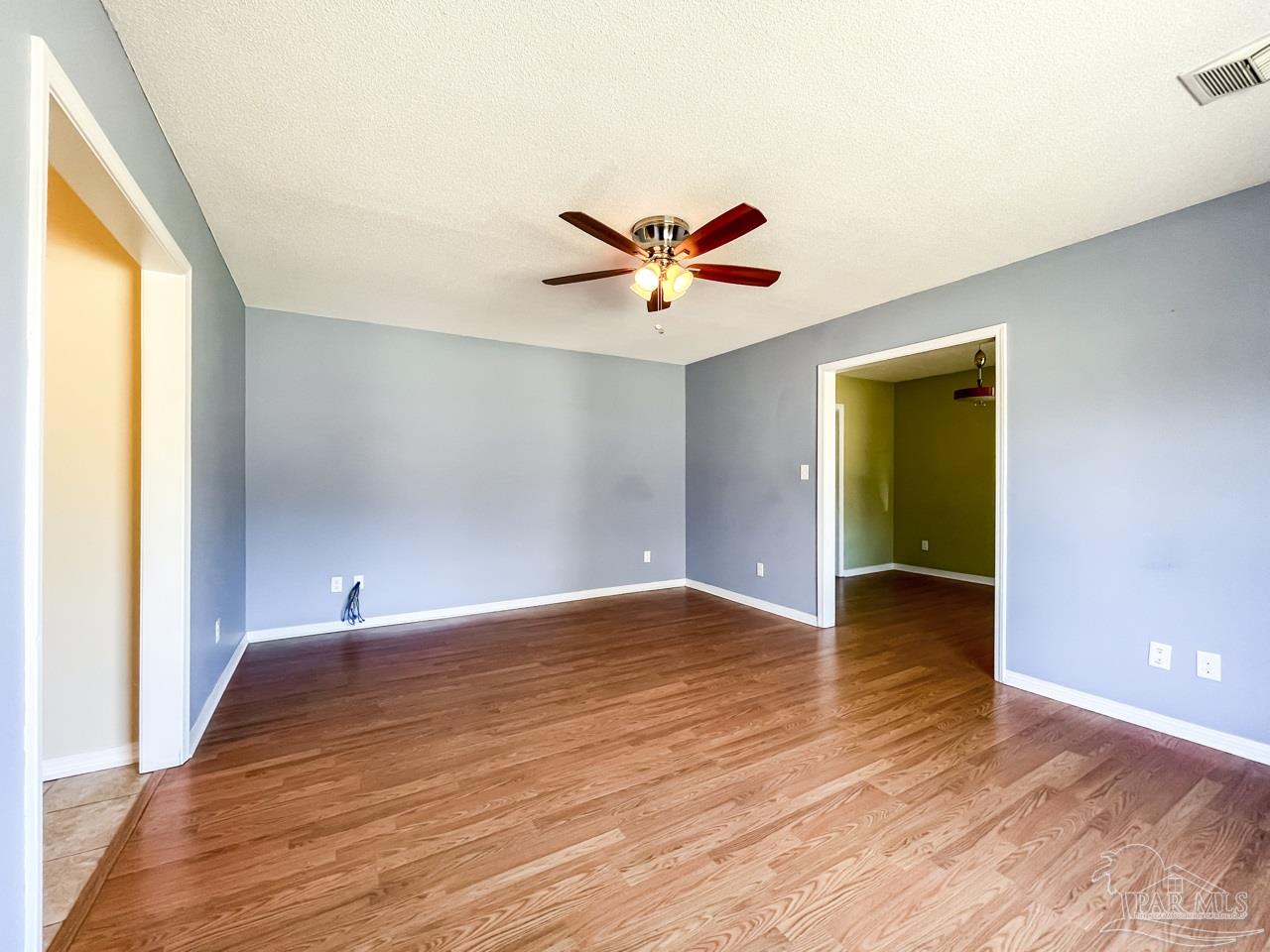 7689 Templeton Road Pensacola, FL 32506 - Photo 8 of 50 Gallery Image 8