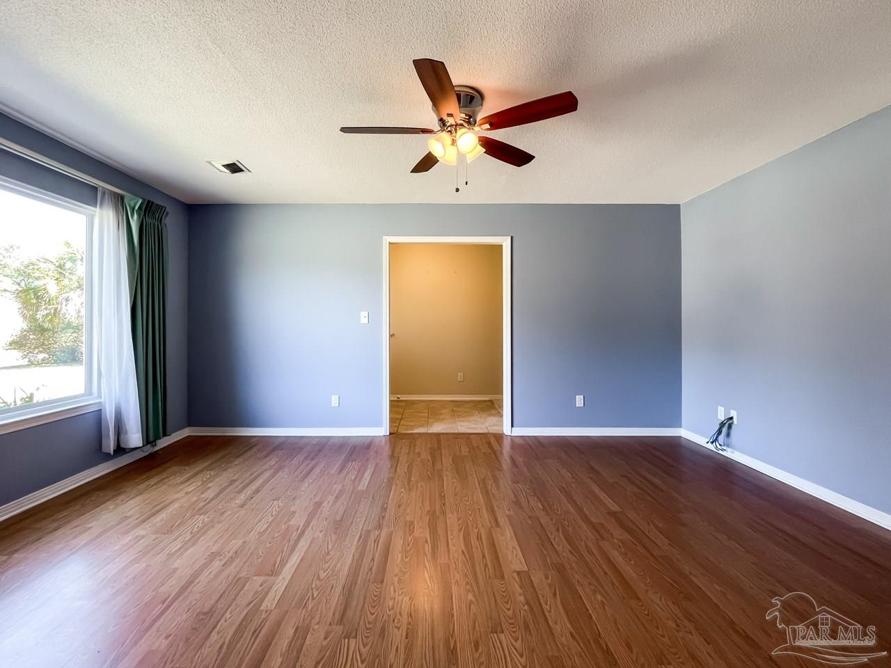 7689 Templeton Road Pensacola, FL 32506 - Photo 9 of 50 Gallery Image 9
