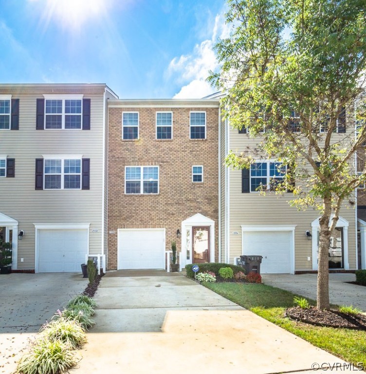 13329 Diamond Ridge Drive Midlothian, VA 23112 - Photo 1 of 34 Gallery Image 1