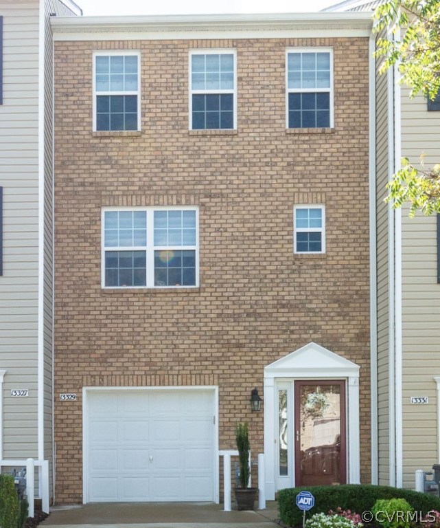 13329 Diamond Ridge Drive Midlothian, VA 23112 - Photo 2 of 34 Gallery Image 2