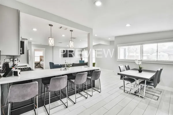 $4,300 | 7522 Dearborn Street, Houston, TX 77055