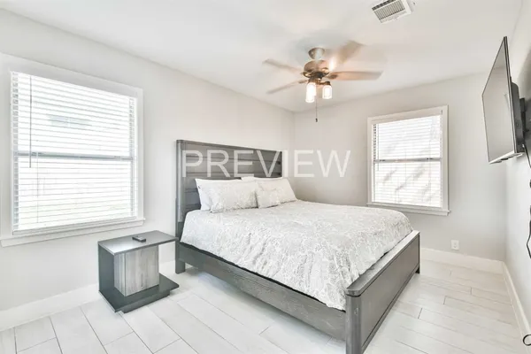 $4,300 | 7522 Dearborn Street, Houston, TX 77055