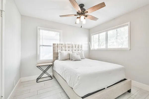 $4,300 | 7522 Dearborn Street, Houston, TX 77055