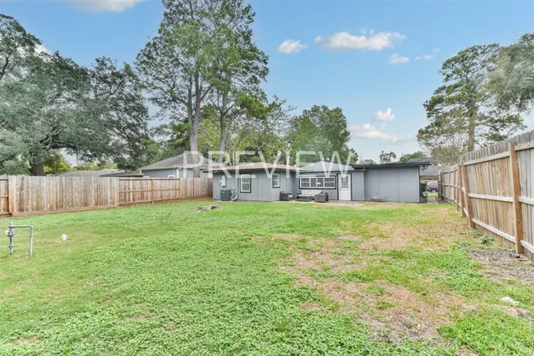 $4,300 | 7522 Dearborn Street, Houston, TX 77055