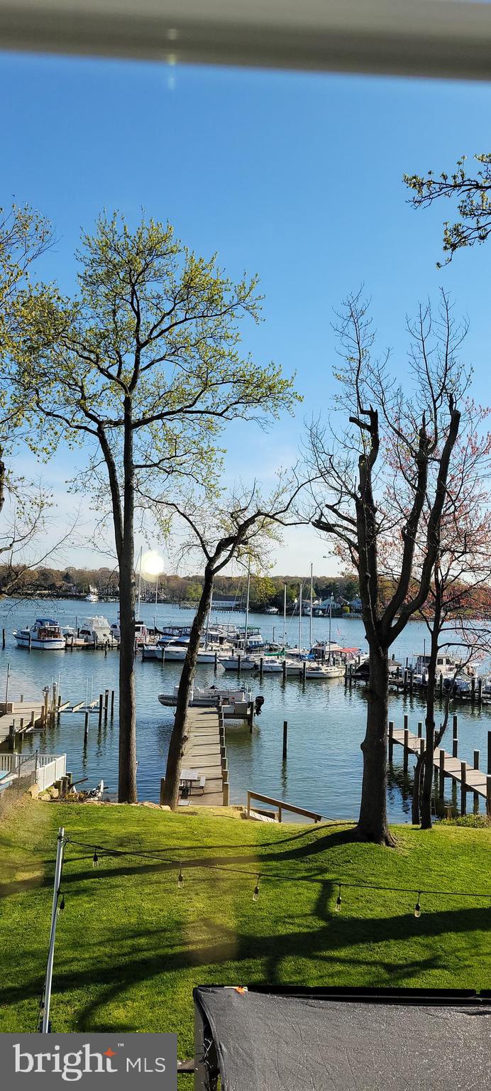 222 Bar Harbor Road Pasadena, MD 21122 - Photo 3 of 34