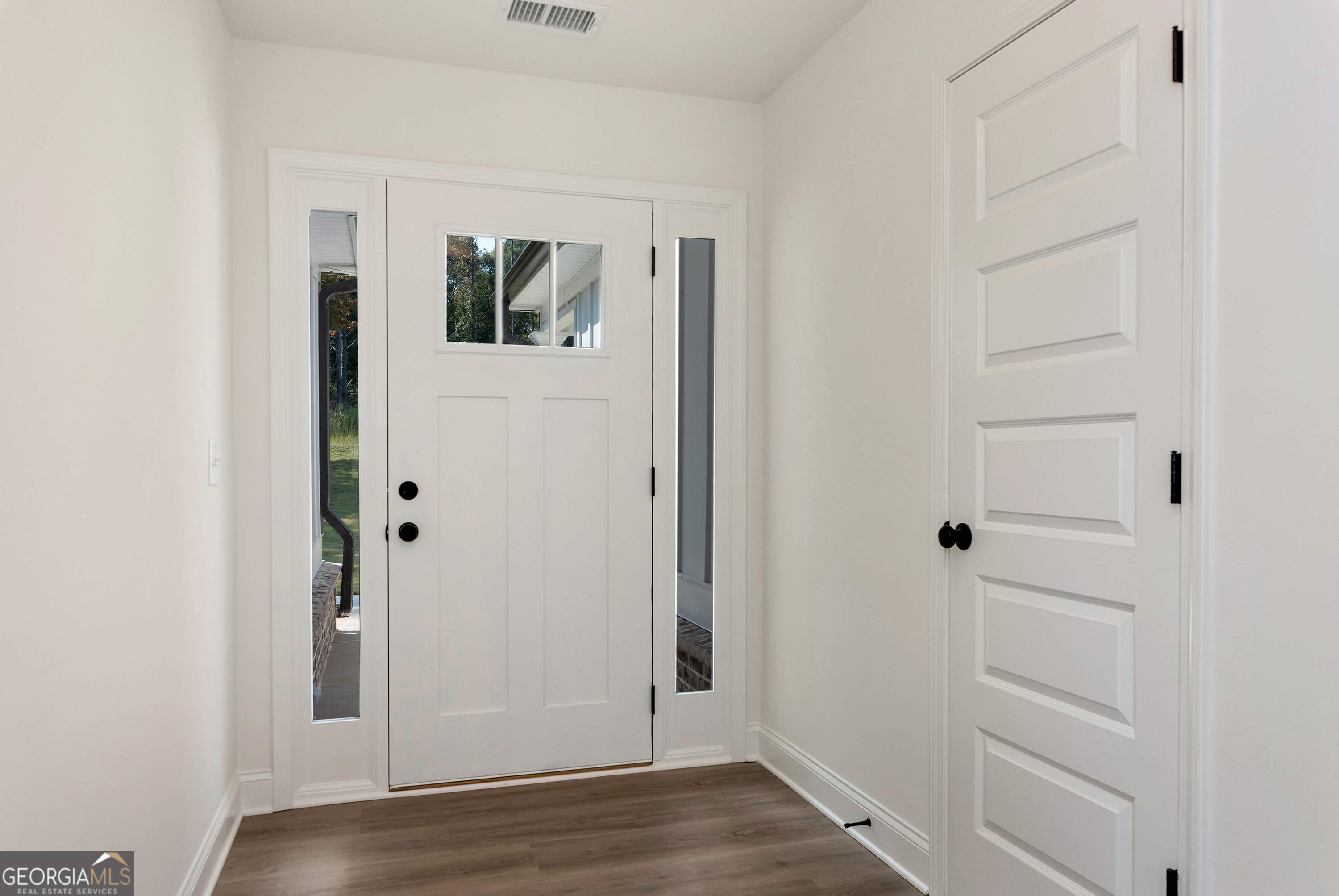 6376 Brockton Loop Jefferson, GA 30549 - Photo 17 of 59