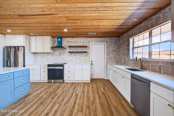 $460,000 | 3107 Cypress Creek Drive, D'Iberville, MS 39540