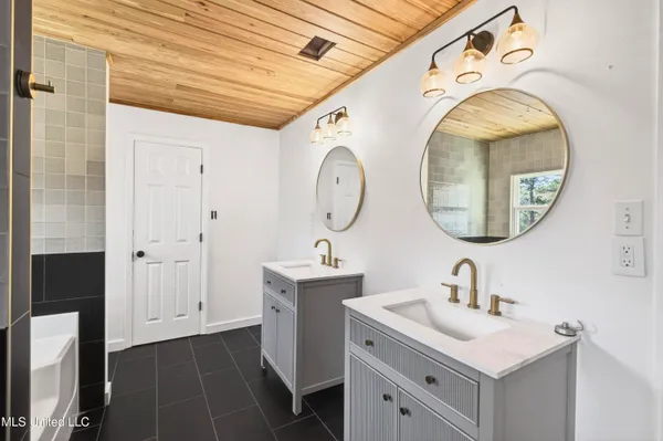 $460,000 | 3107 Cypress Creek Drive, D'Iberville, MS 39540