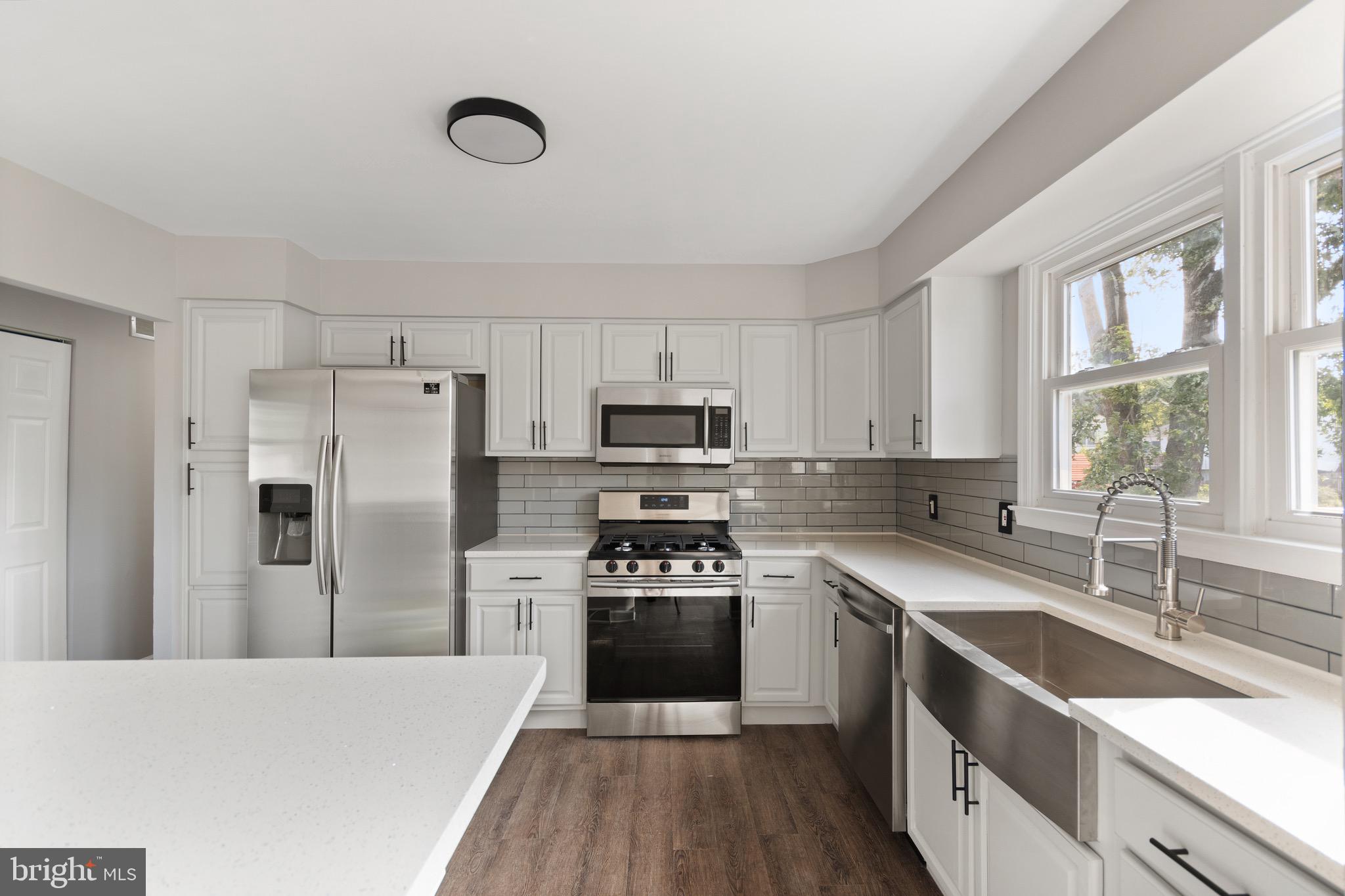11 Stone River Road Laurel Springs, NJ 08021 - Photo 1 of 42