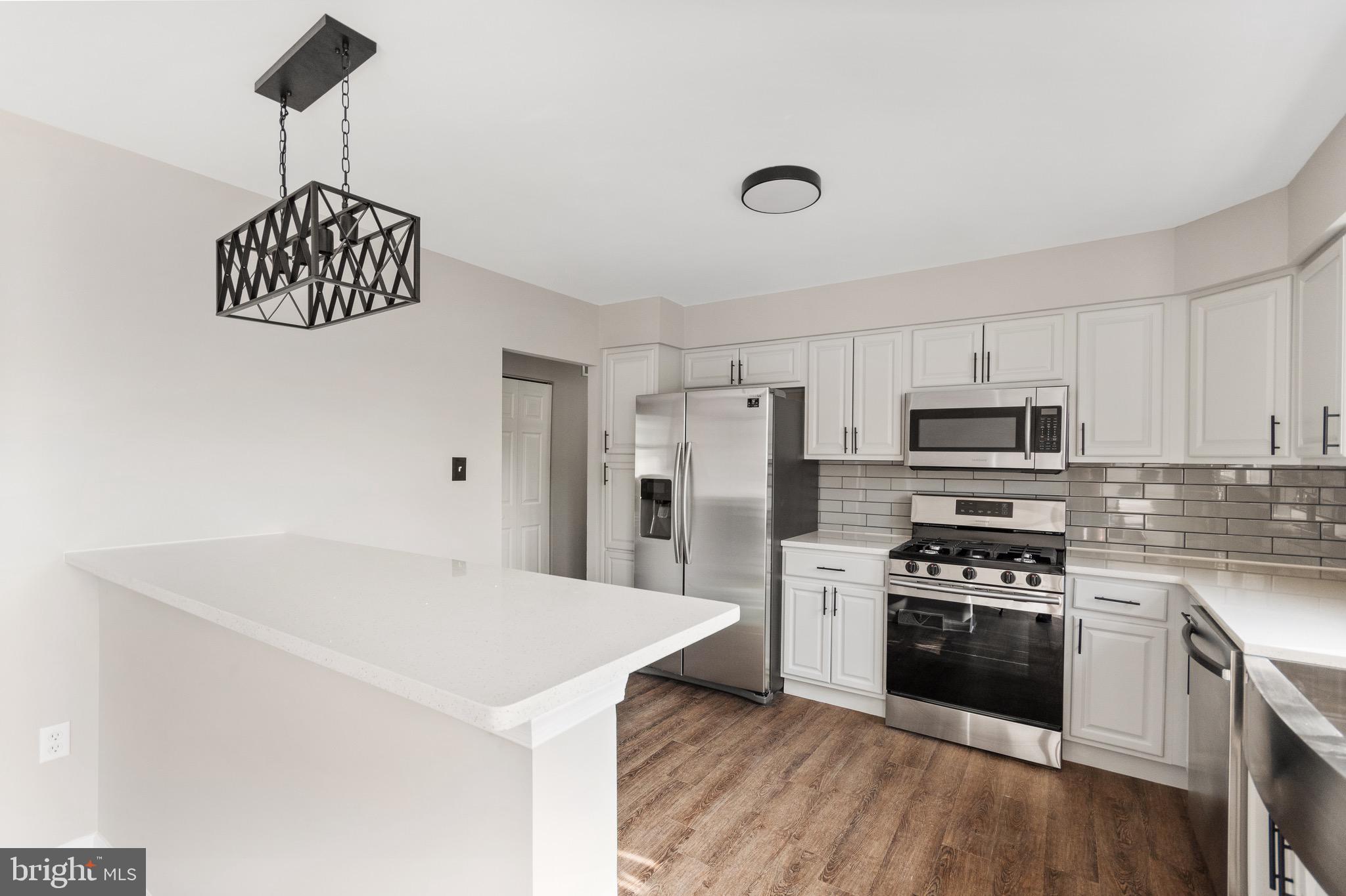 11 Stone River Road Laurel Springs, NJ 08021 - Photo 5 of 42