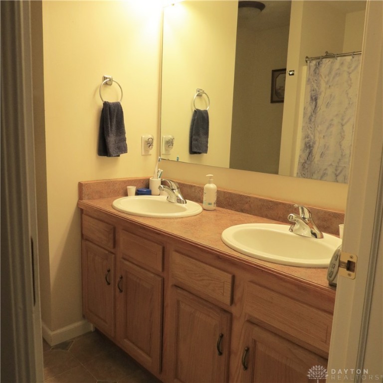 17121 Sharp Road Sidney, OH 45365 - Photo 15 of 23 Gallery Image 15