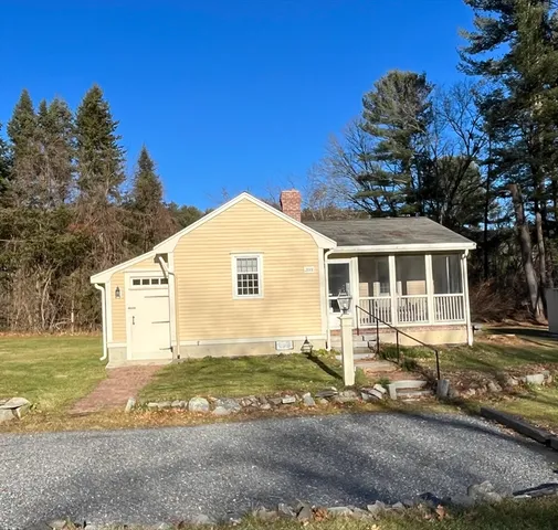 $2,500 | 338 R Maple Street, Carlisle, MA 01741