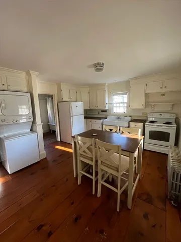 $2,500 | 338 R Maple Street, Carlisle, MA 01741