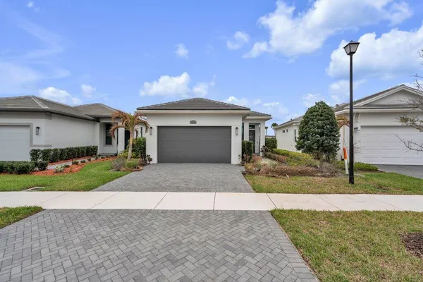 $2,950 | 9399 Southwest Pepoli Way, Port St. Lucie, FL 34987