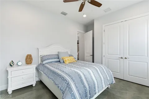 $1,250,000 | 1506 Northwest 40th Place, Cape Coral, FL 33993