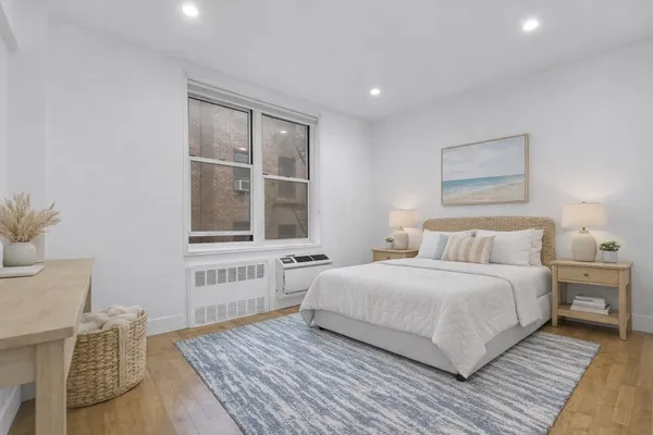 $845,000 | 399 Ocean Parkway, Unit 5C | Kensington