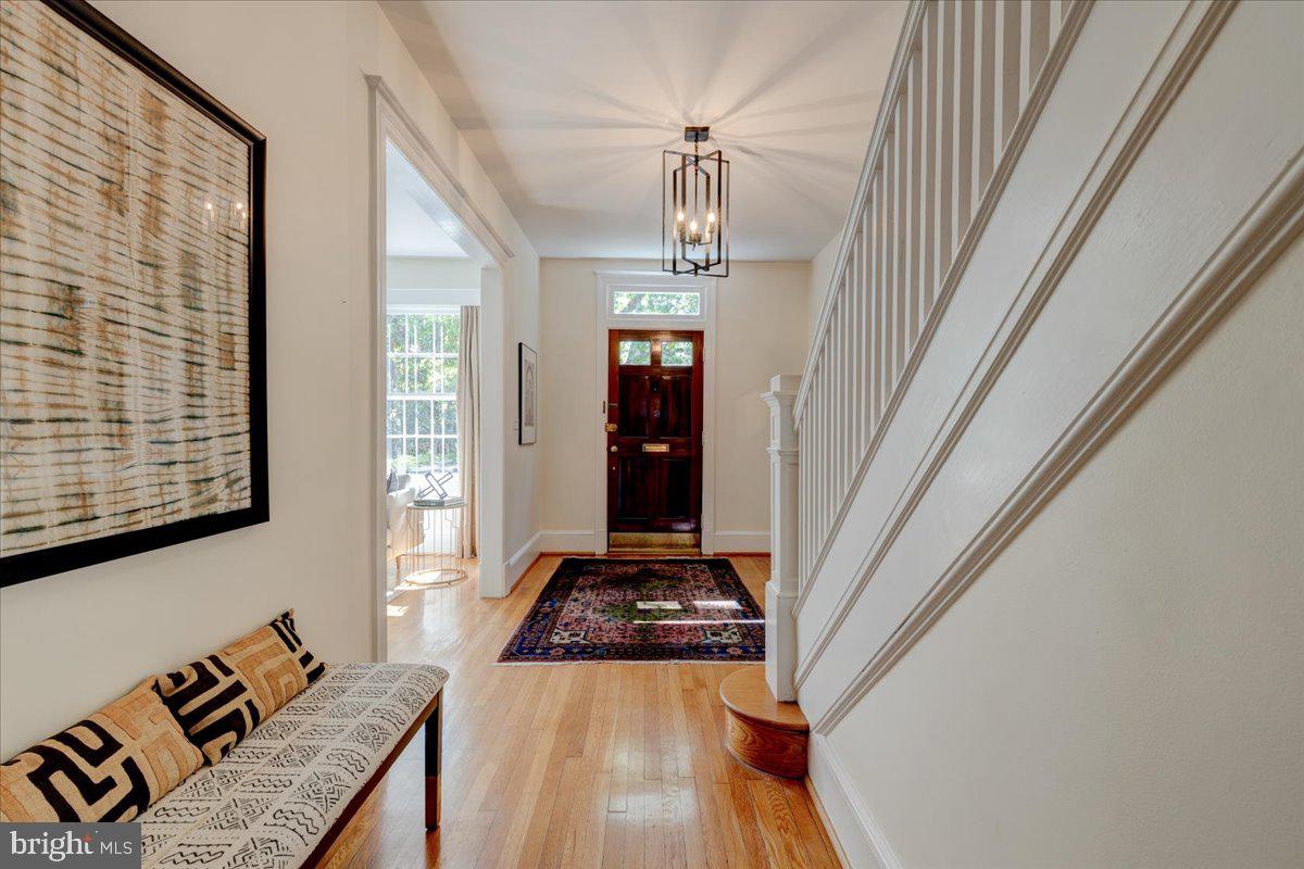 2945 Upton Street Northwest Washington, DC 20008 - Photo 18 of 48