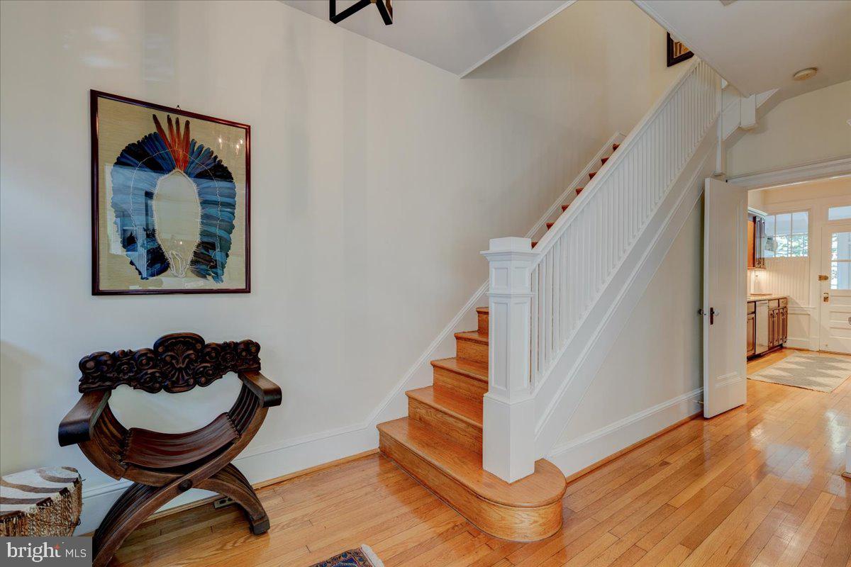 2945 Upton Street Northwest Washington, DC 20008 - Photo 19 of 48