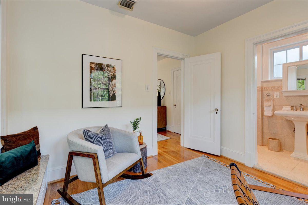 2945 Upton Street Northwest Washington, DC 20008 - Photo 29 of 48