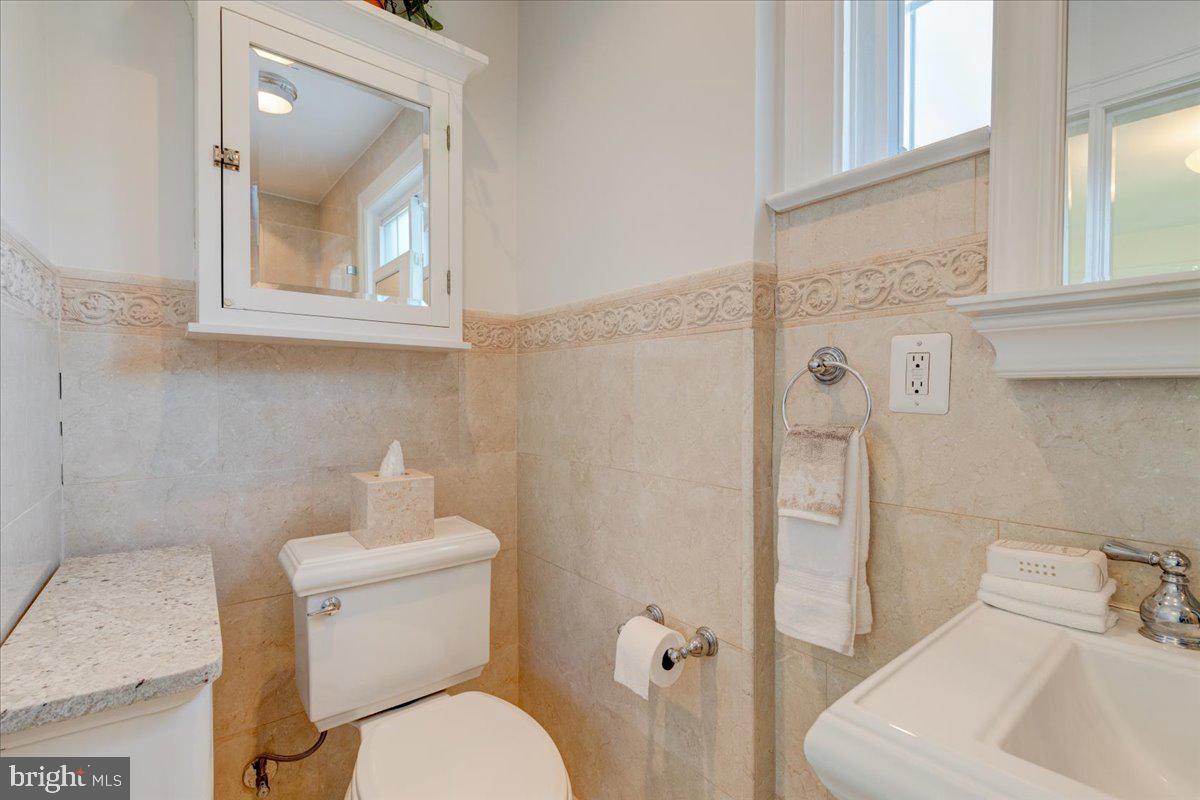 2945 Upton Street Northwest Washington, DC 20008 - Photo 32 of 48