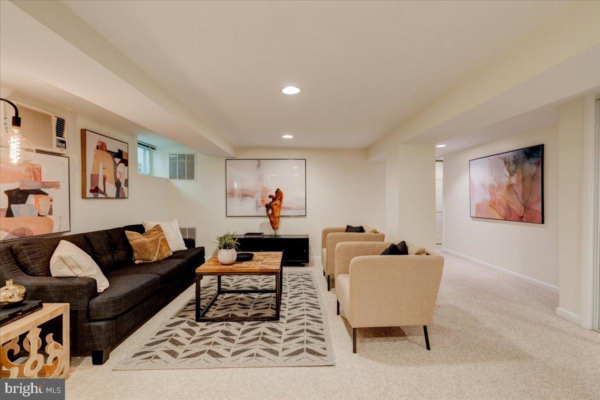 2945 Upton Street Northwest Washington, DC 20008 - Photo 34 of 48