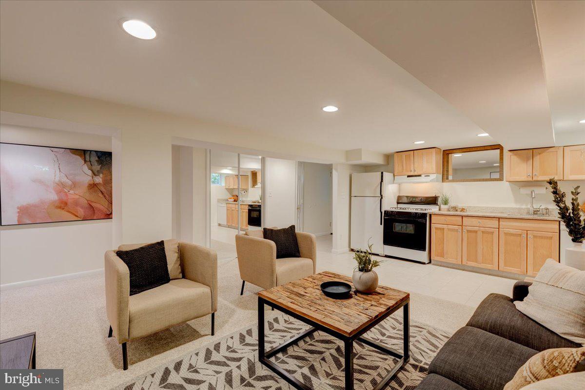 2945 Upton Street Northwest Washington, DC 20008 - Photo 35 of 48