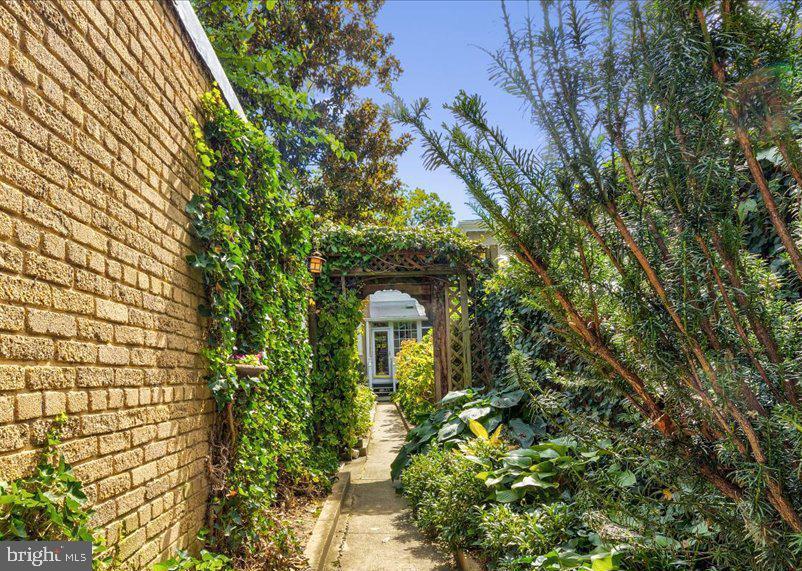 2945 Upton Street Northwest Washington, DC 20008 - Photo 47 of 48