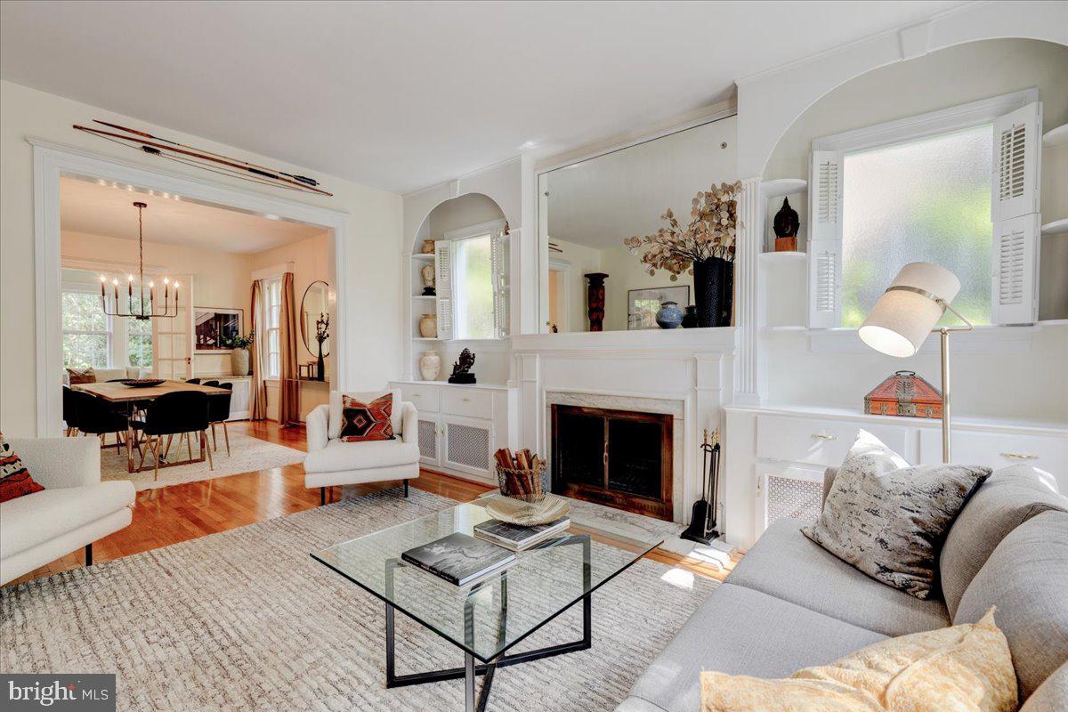 2945 Upton Street Northwest Washington, DC 20008 - Photo 6 of 48