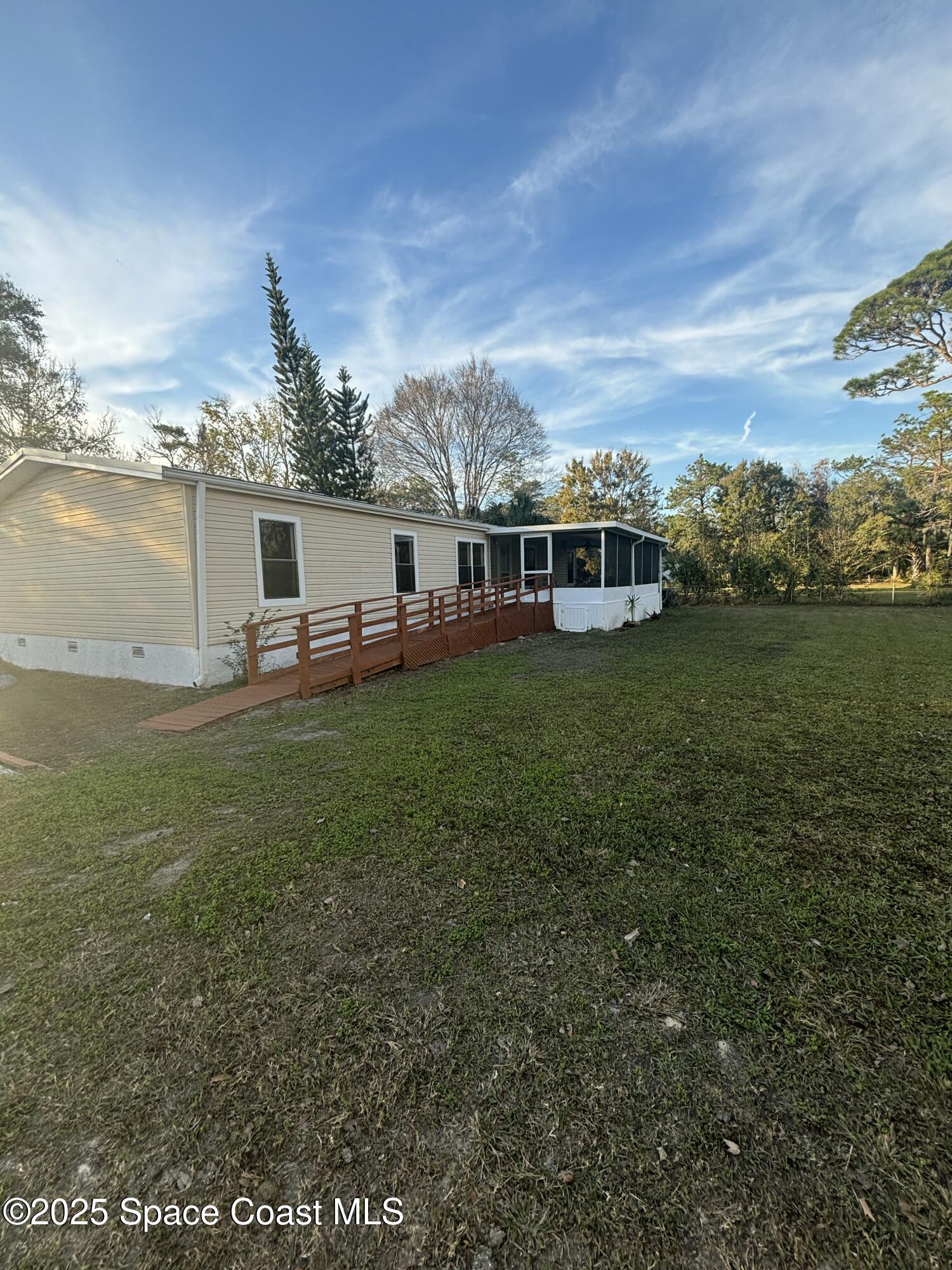 4870 Meadow Green Road Mims, FL 32754 - Photo 2 of 35 Front yard