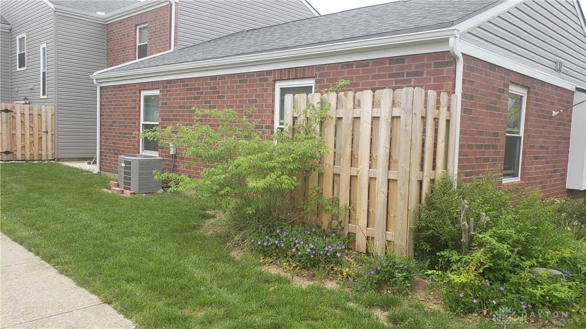 5584 Nantucket Road Trotwood, OH 45426 - Photo 6 of 12