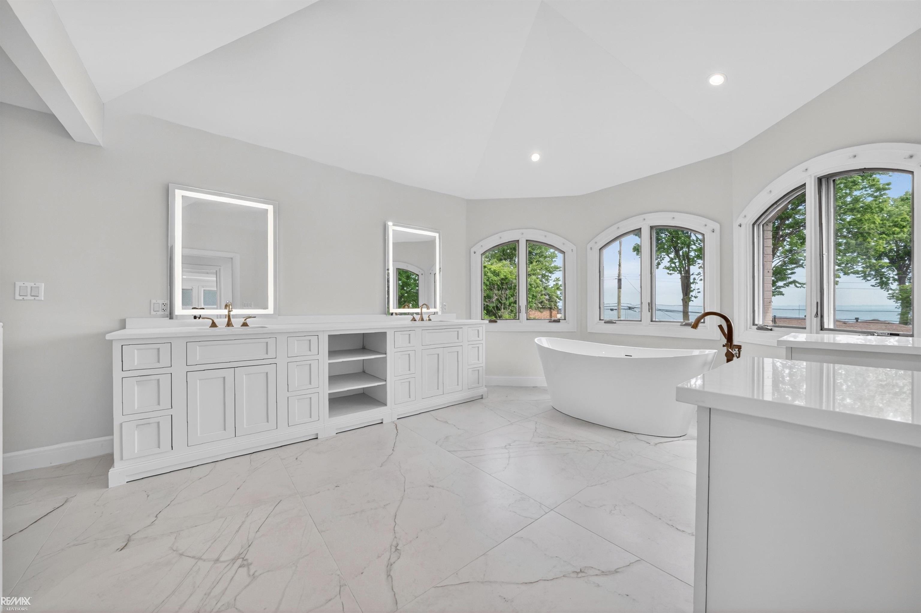 32824 North River Road Harrison Township, MI 48045 - Photo 26 of 97