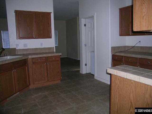 7670 Pioneer Ridge Court Reno, NV 89506 - Photo 4 of 6 Photo 5