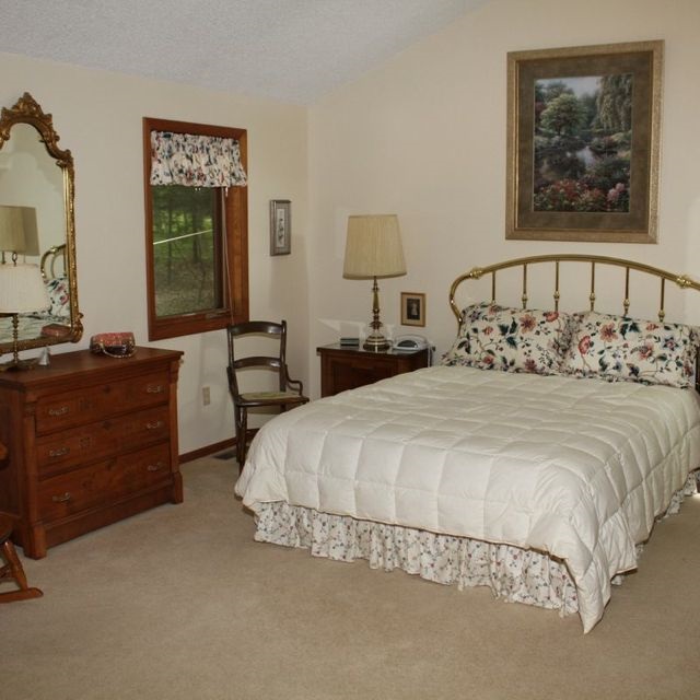 288 South Intermediate Lake Road Central Lake, MI 49622 - Photo 13 of 18 1797729-13.JPG
